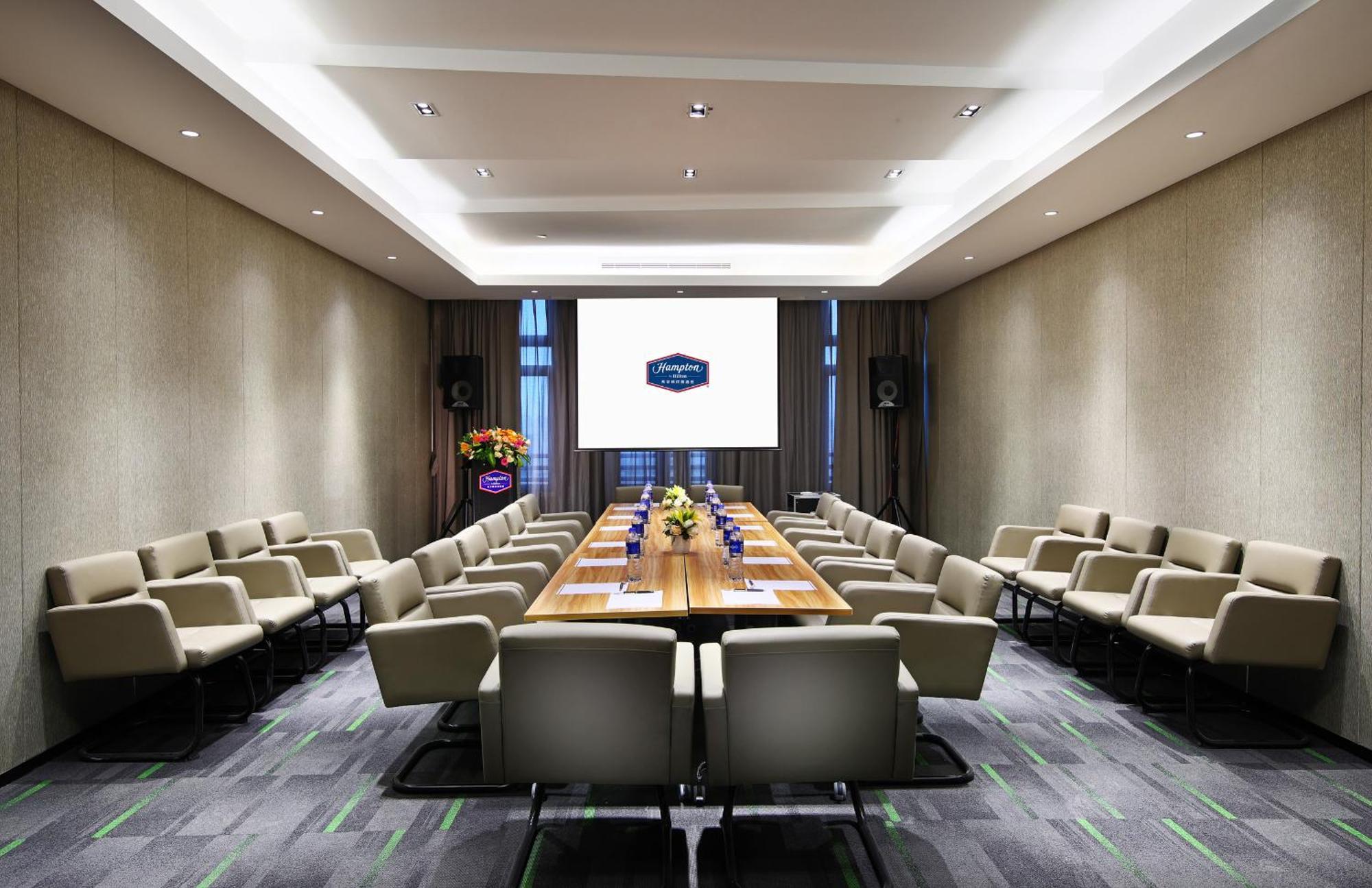Hampton By Hilton Hongqiao Necc 4* Shanghai